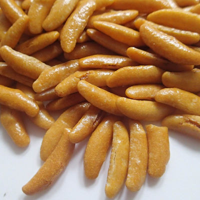 kupować Kakinotane arare krakersy ryżowe hurtowo chrupiące małe oryginalne krakersy ryżowe przekąska online manufacture