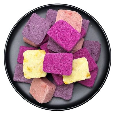 kupować Wspaniałe, suszone w lodzie jogurty, niskokaloryczne, truskawkowe, smakowe, 50 g, dla dzieci. online manufacture