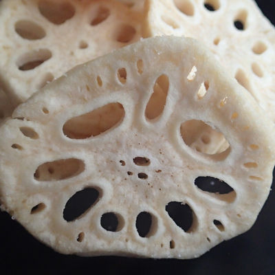 Dobra cena. Chipsy z korzenia lotosu zdrowa przekąska suszone owoce odwodnione warzywa w Internecie