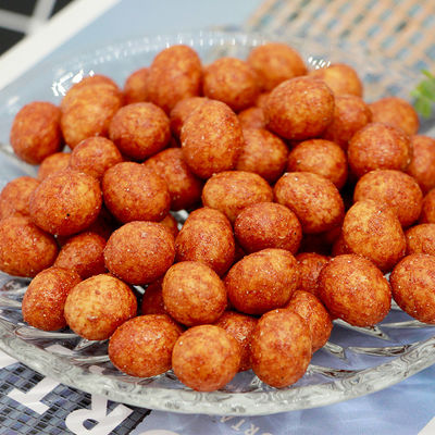 Dobra cena. Pieczona przekąska z orzeszków ziemnych w polewie BRC zweryfikowana pikantna chrupiąca o smaku chilli w Internecie