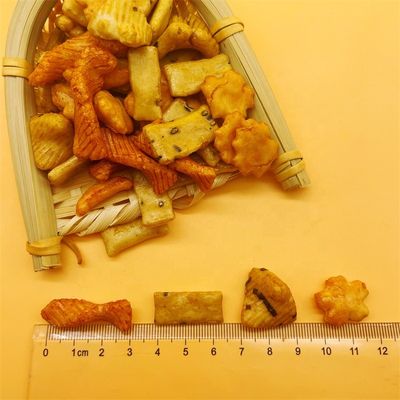 Dobra cena. Japońska egzotyczna pieczona przekąska zbożowa Pieczone orientalne kolorowe krakersy ryżowe Mix w Internecie