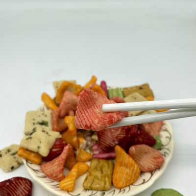 Dobra cena. Półmiękkie, chrupkowe, 12 miesiąca trwałości, krakersy ryżowe, bezglutenowe przekąski pieczone w Internecie