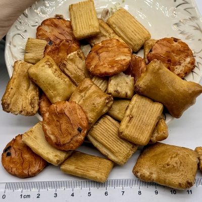 Dobra cena. Mieszanka krakersów Senbei 2–4cm | Słona japońska przekąska, dostawa hurtowa w Internecie