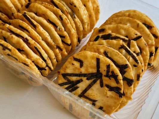 Dobra cena Odpowiedni dla wegetarian Smaczne przekąski z ryżu doskonałe dla dorosłych Odżywcze smaczne przekąski dla dostawców żywności w Internecie