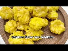 Chrupiąca chińska pikantna przekąska chce krakersy ryżowe senbei przekąski z krakersów ryżowych